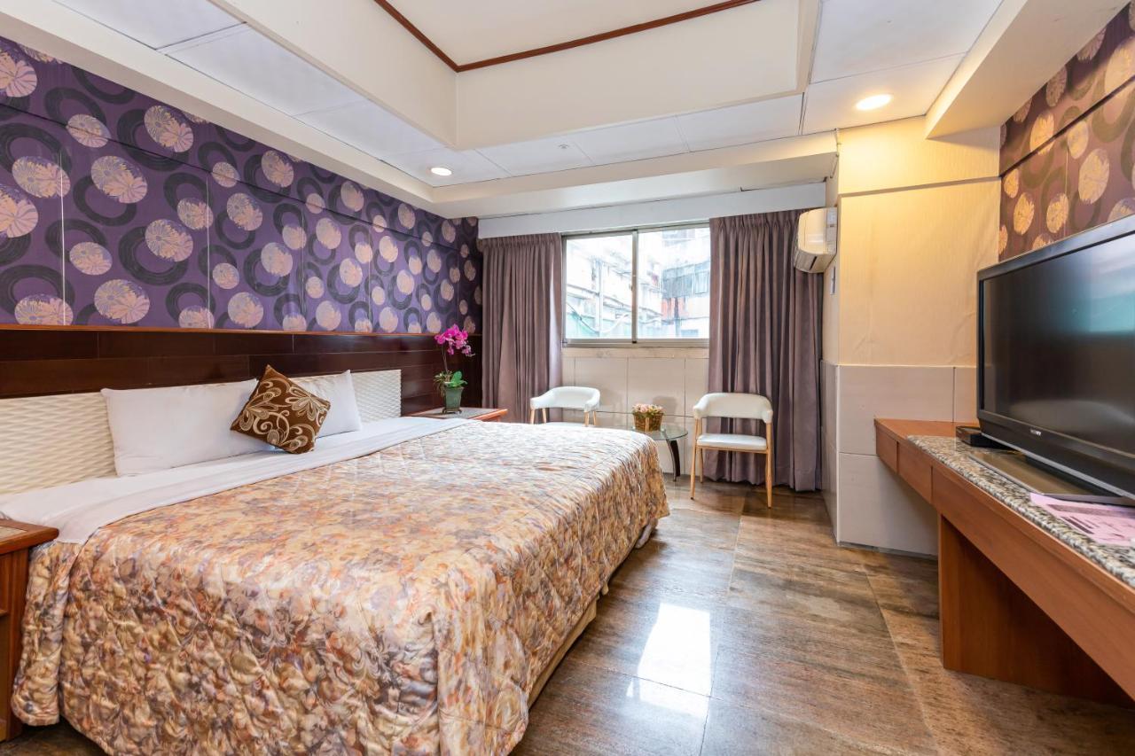 Yi Pin Business Hotel Taoyuan Eksteriør billede