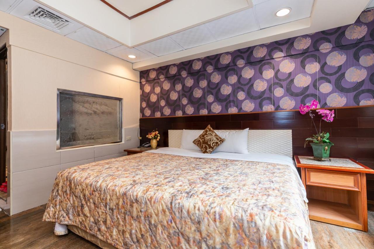Yi Pin Business Hotel Taoyuan Eksteriør billede