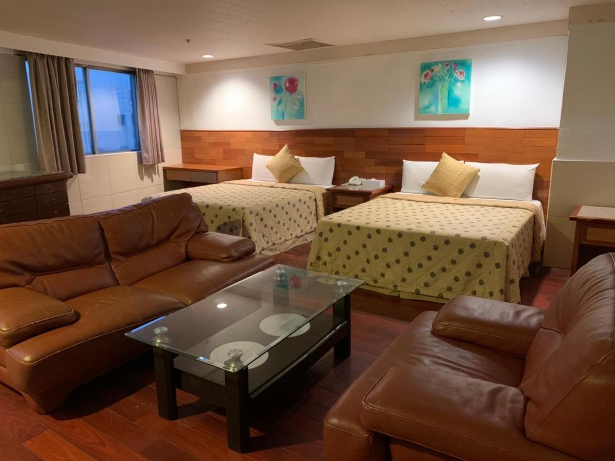 Yi Pin Business Hotel Taoyuan Eksteriør billede