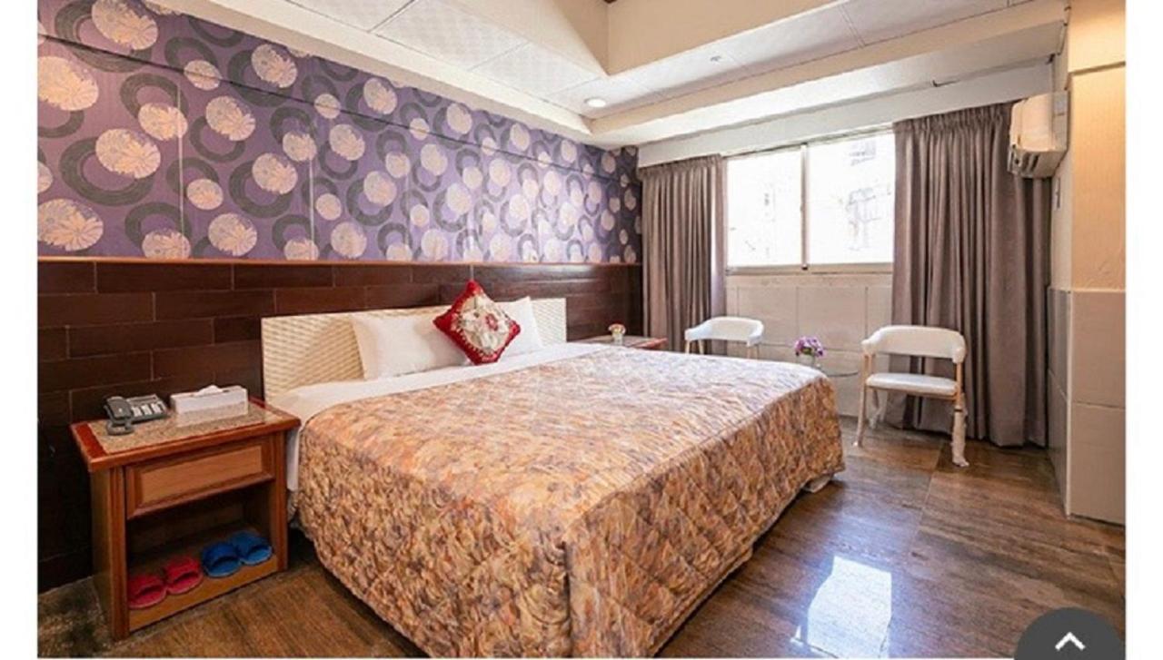 Yi Pin Business Hotel Taoyuan Eksteriør billede